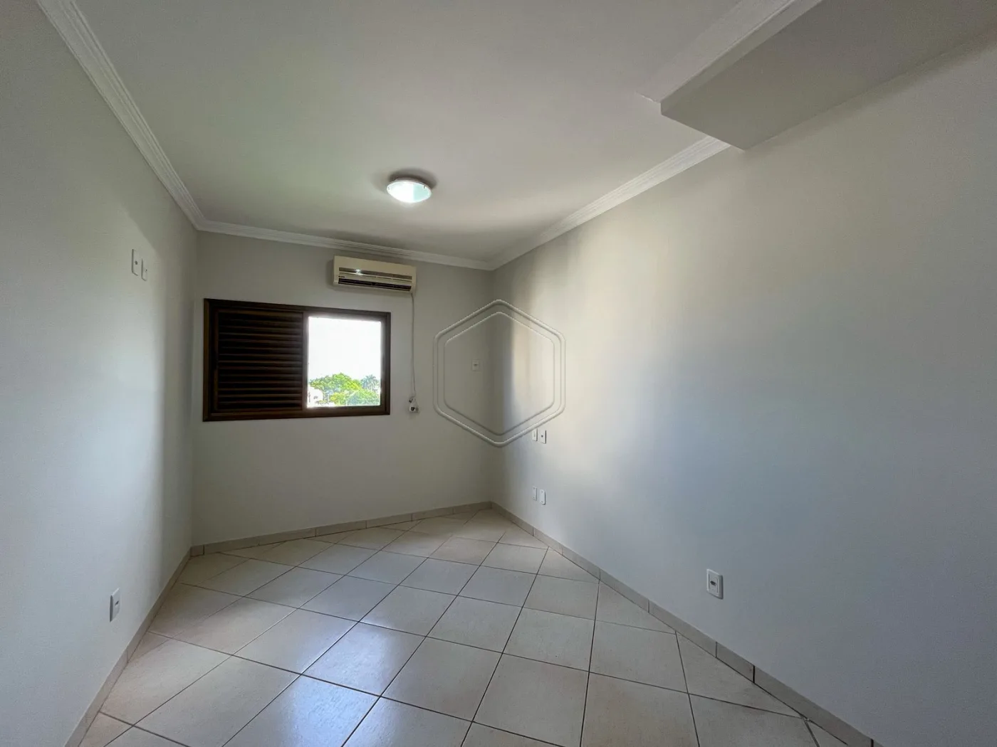 Alugar Apartamento / Padr&atilde;o em Condom&iacute;nio em Dourados R$ 2.100,00 - Foto 10