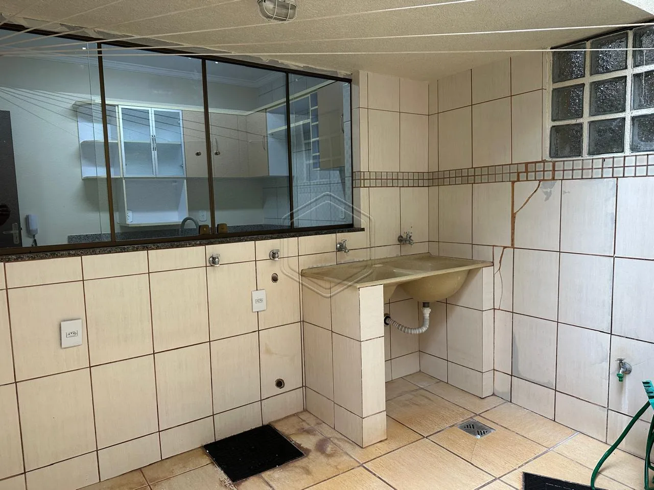 Alugar Casa Residencial / Sobrado em Condom&iacute;nio em Dourados R$ 2.250,00 - Foto 14