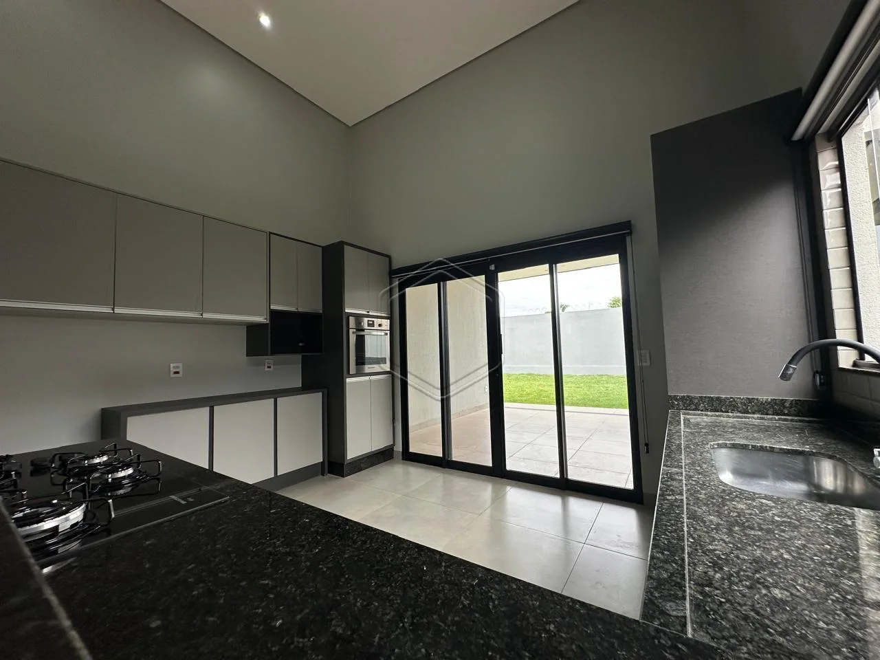 Alugar Casa Residencial / Padr&atilde;o em Dourados R$ 4.500,00 - Foto 6