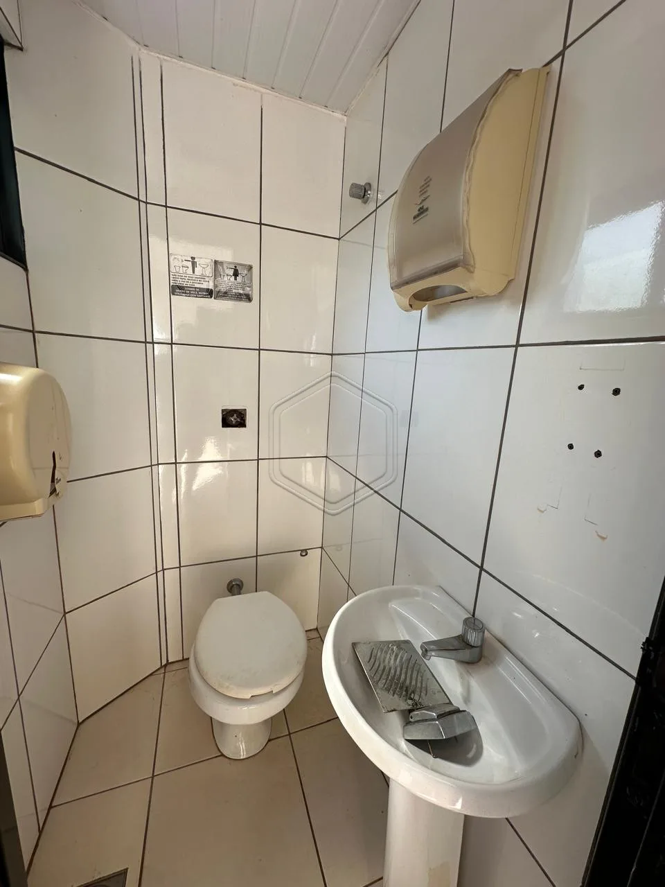 Alugar Comercial / Sal&atilde;o em Dourados R$ 15.000,00 - Foto 9