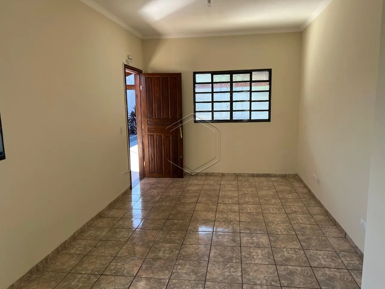 Alugar Casa Residencial / Padr&atilde;o em Dourados R$ 2.100,00 - Foto 3