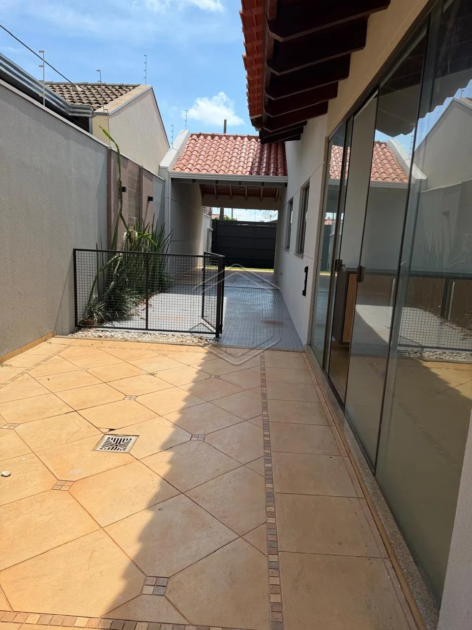 Comprar Casa Residencial / Padr&atilde;o em Dourados R$ 950.000,00 - Foto 12