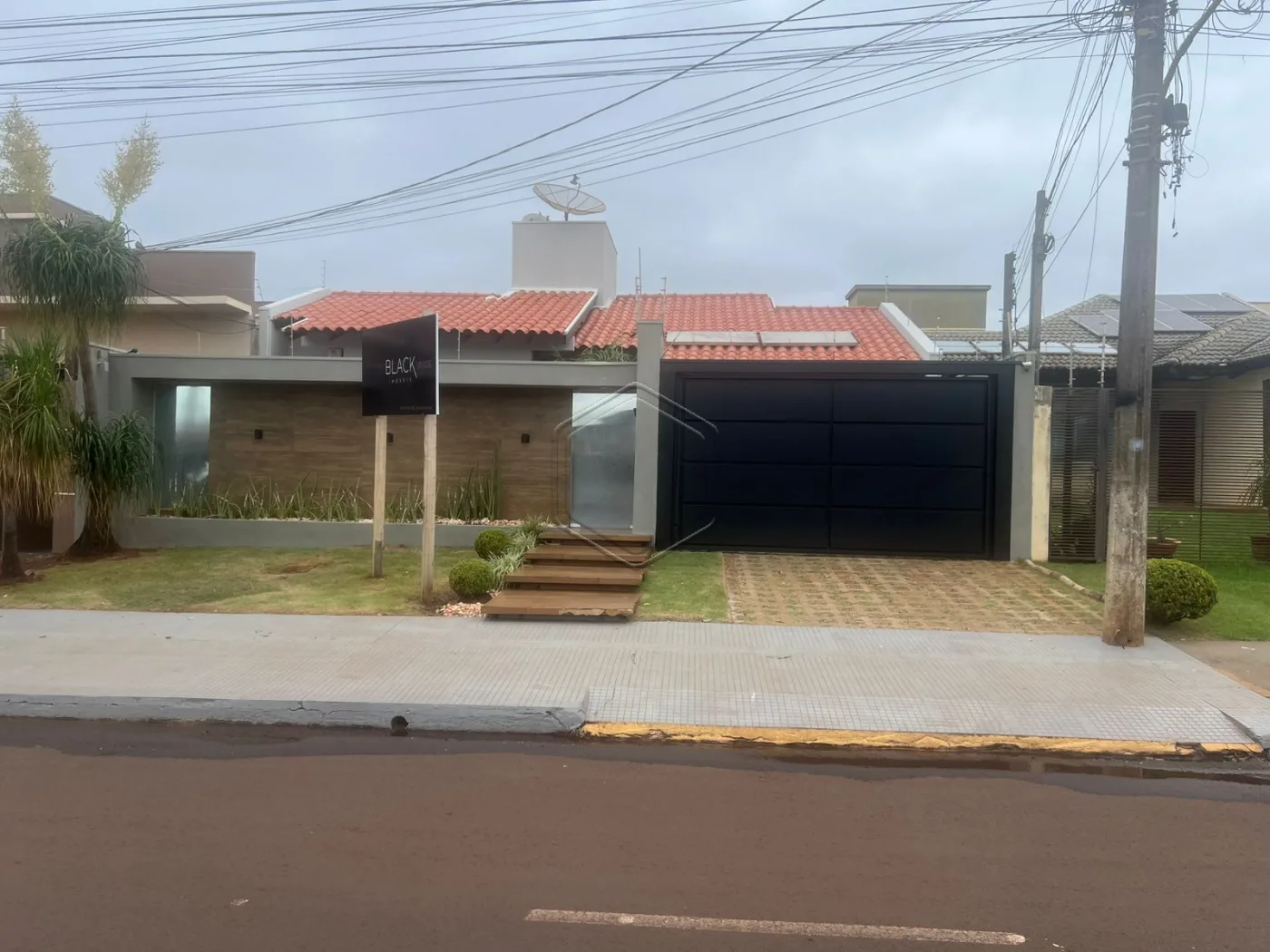 Comprar Casa Residencial / Padr&atilde;o em Dourados R$ 950.000,00 - Foto 1