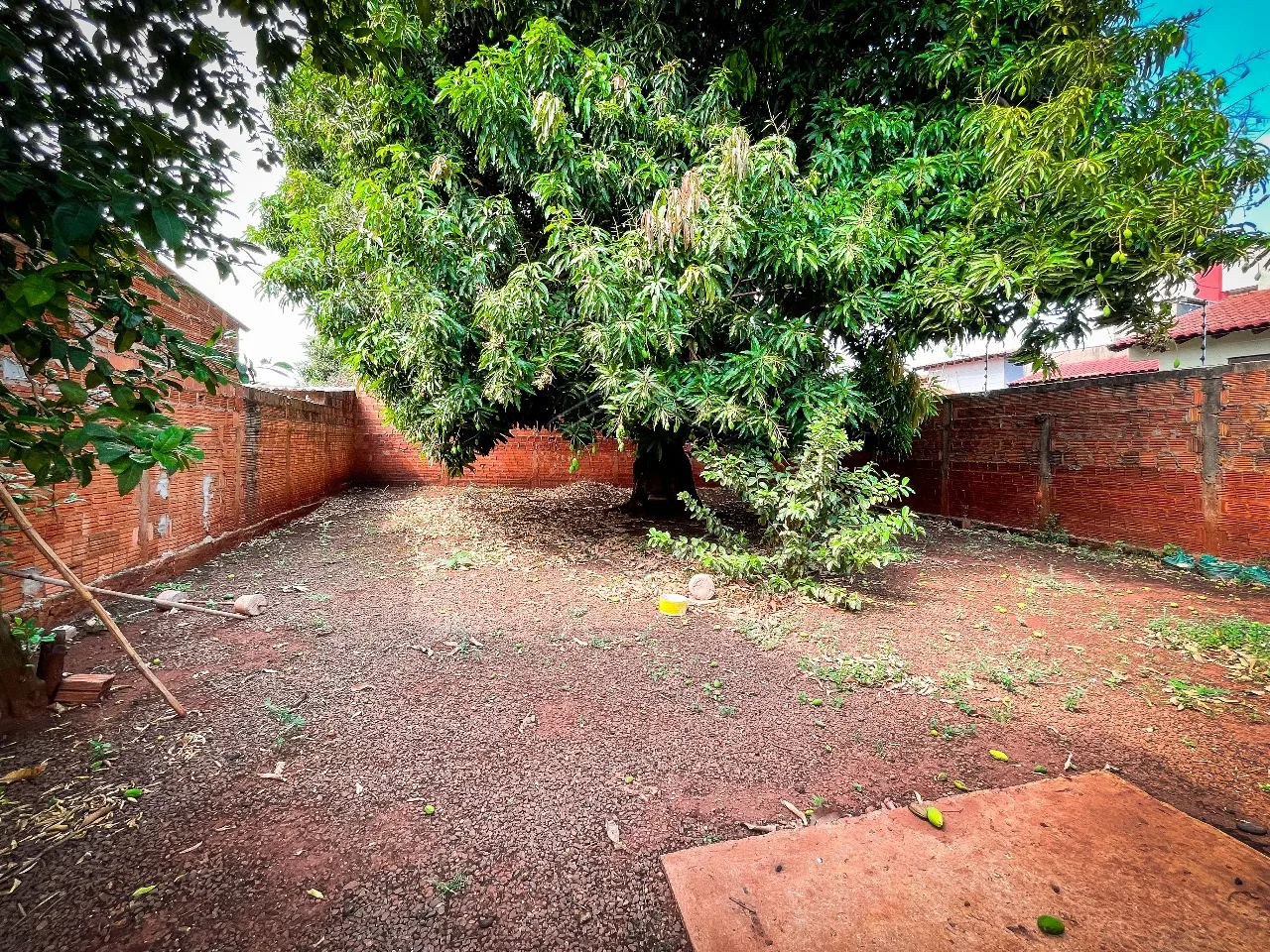 Comprar Casa Residencial / Padr&atilde;o em Dourados R$ 350.000,00 - Foto 8