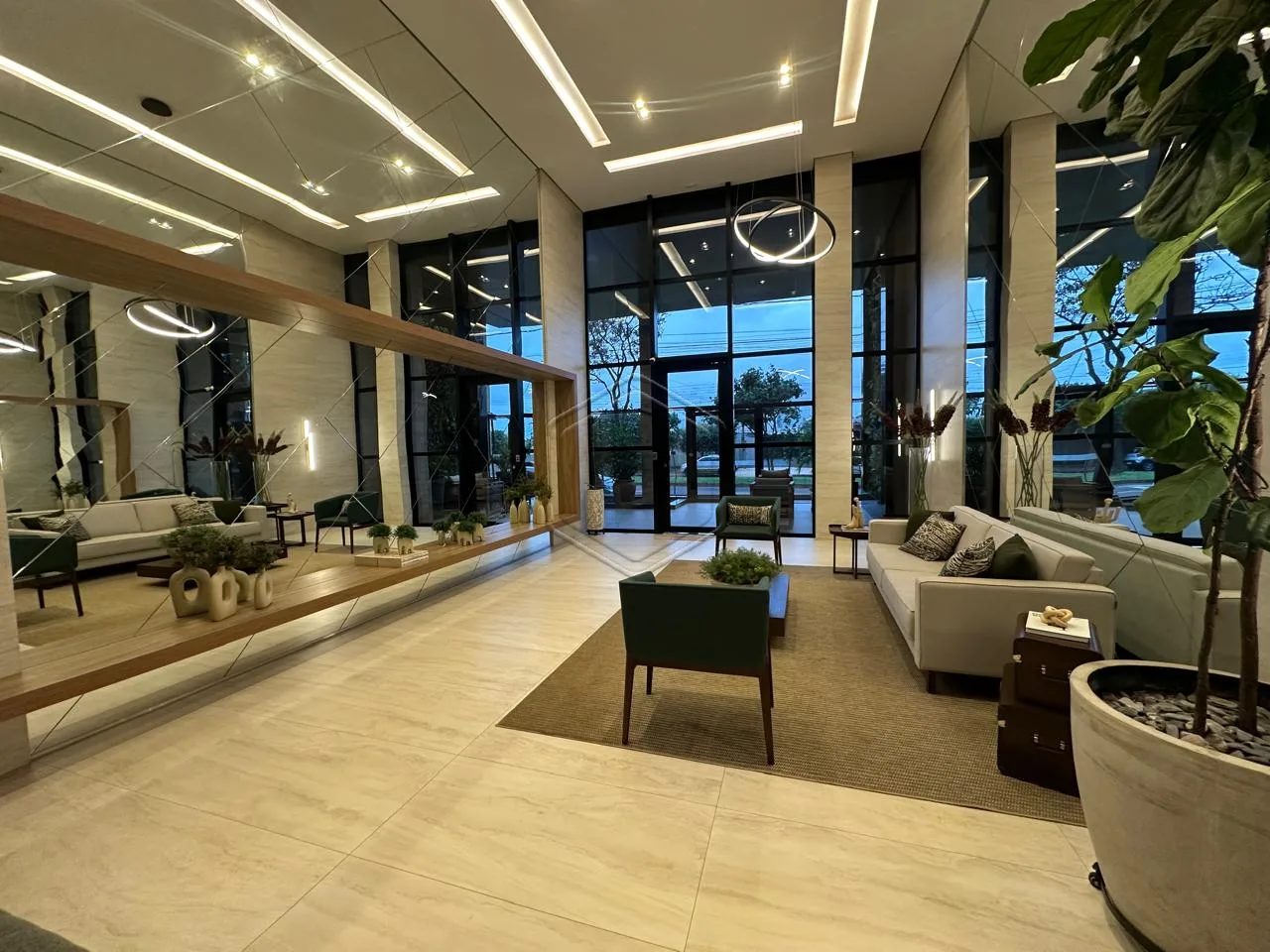 Alugar Apartamento / Luxo em Condom&iacute;nio em Dourados R$ 3.700,00 - Foto 3
