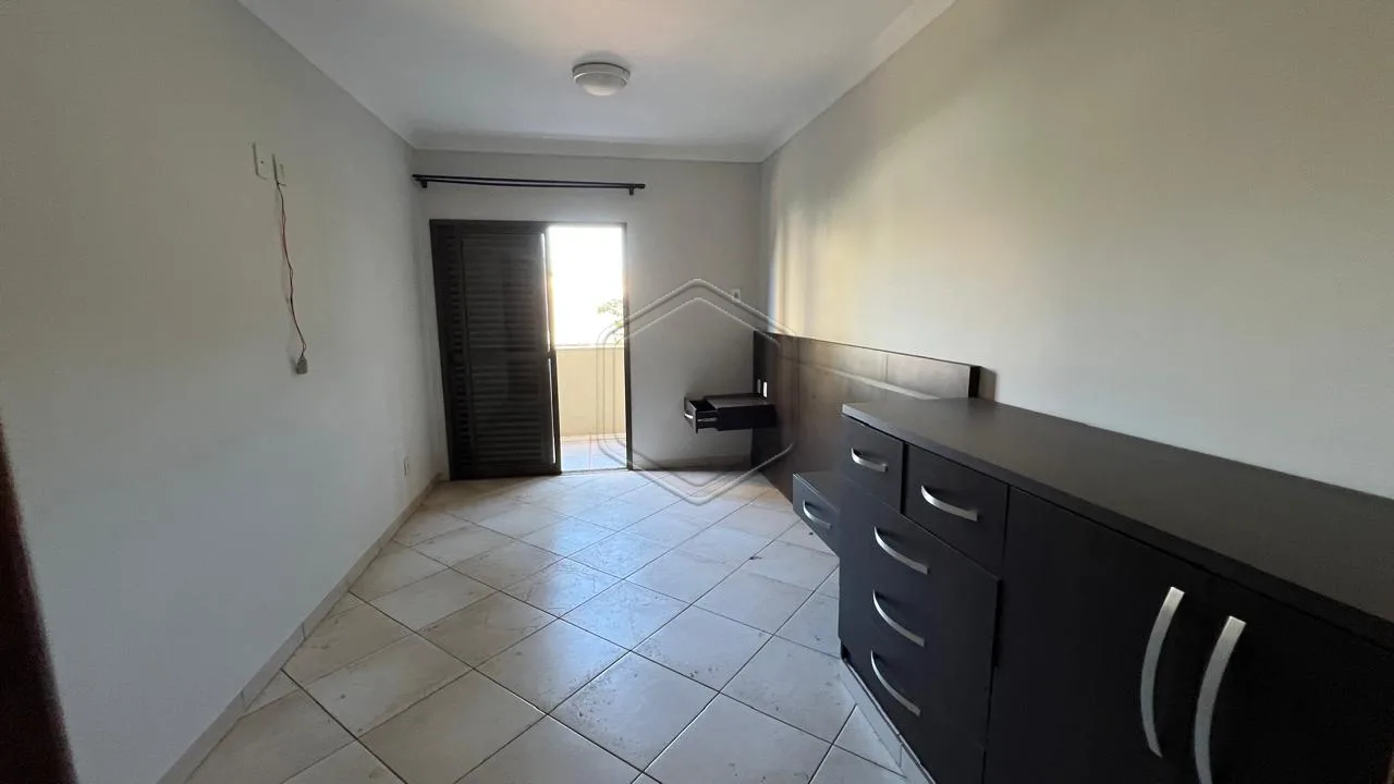 Alugar Apartamento / Padr&atilde;o em Condom&iacute;nio em Dourados R$ 2.600,00 - Foto 8