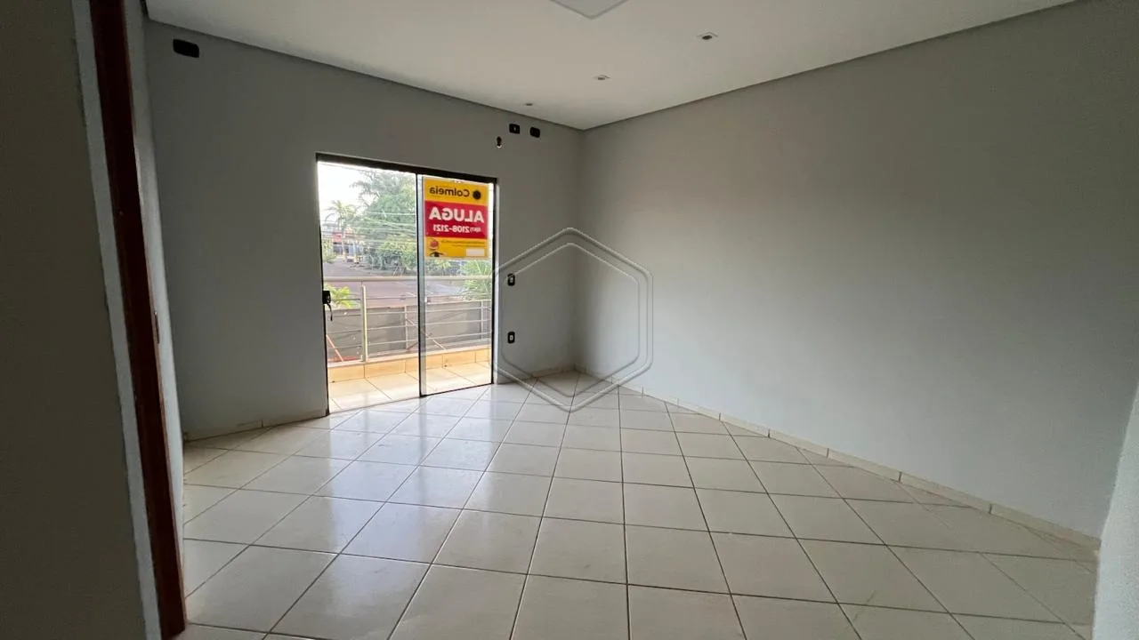 Alugar Casa Residencial / Sobrado em Dourados R$ 2.500,00 - Foto 6