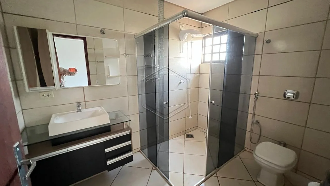 Alugar Casa Residencial / Sobrado em Dourados R$ 2.500,00 - Foto 9