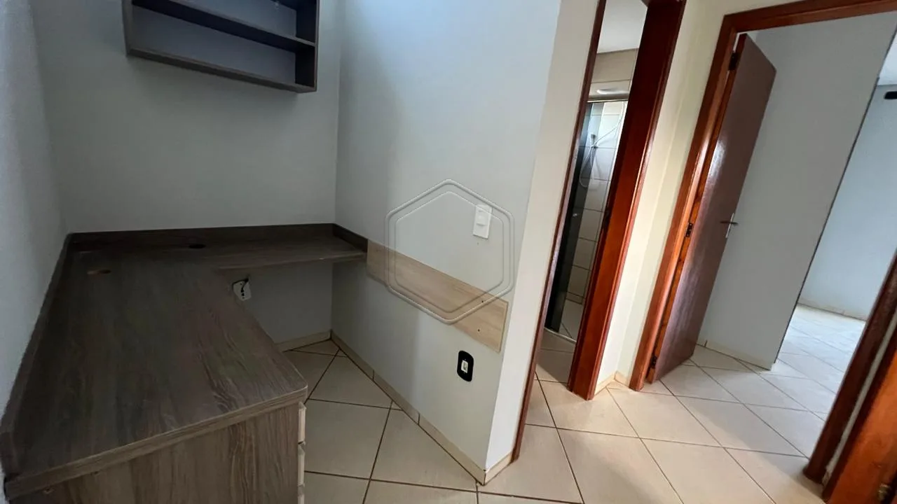 Alugar Casa Residencial / Sobrado em Dourados R$ 2.500,00 - Foto 5