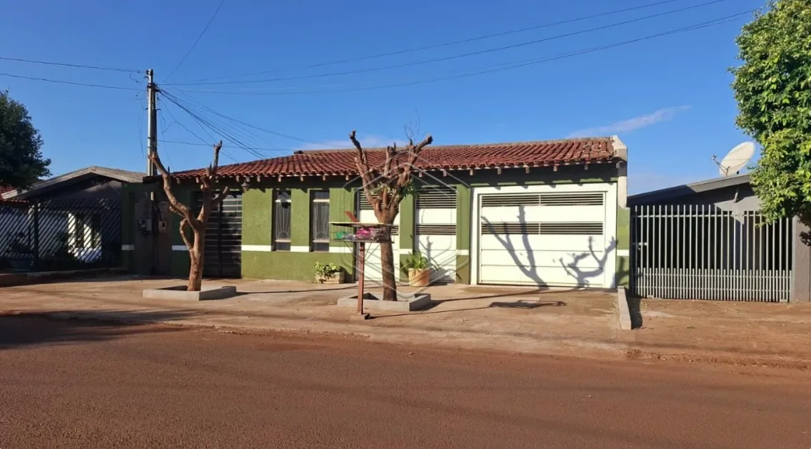 Alugar Casa Residencial / Padr&atilde;o em Dourados R$ 2.200,00 - Foto 1