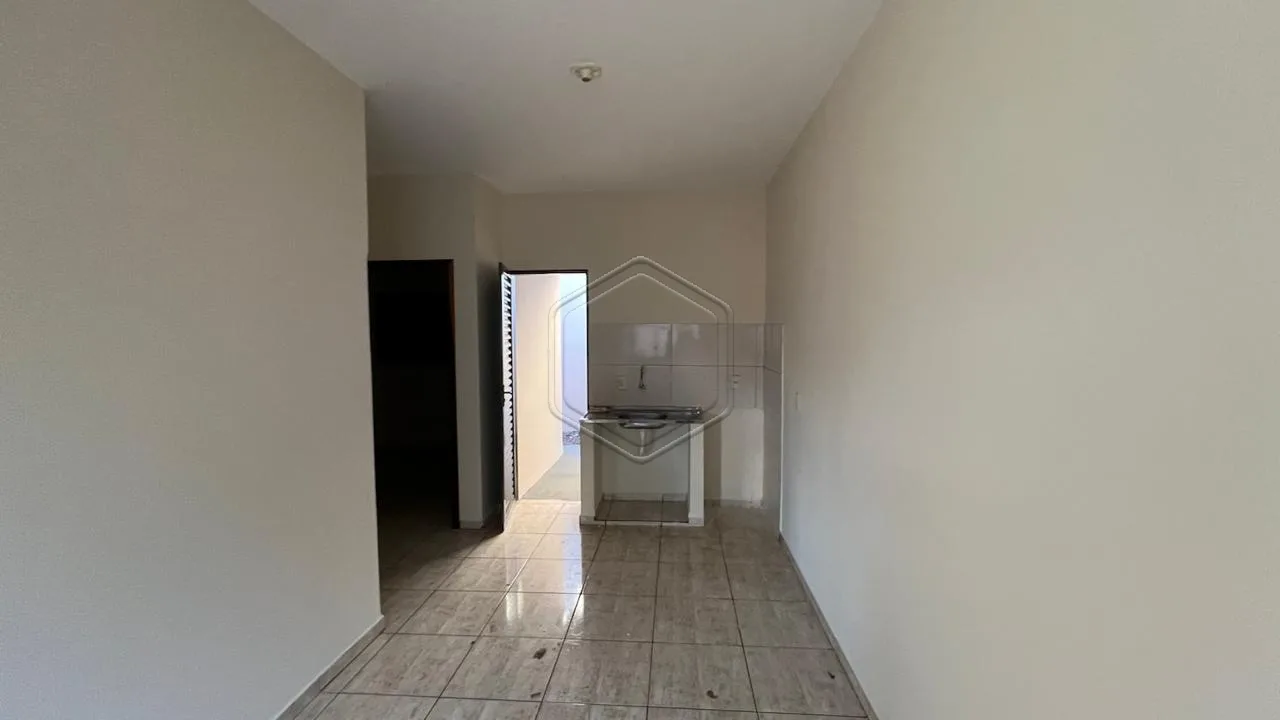 Alugar Casa Residencial / Padr&atilde;o em Dourados R$ 1.350,00 - Foto 4
