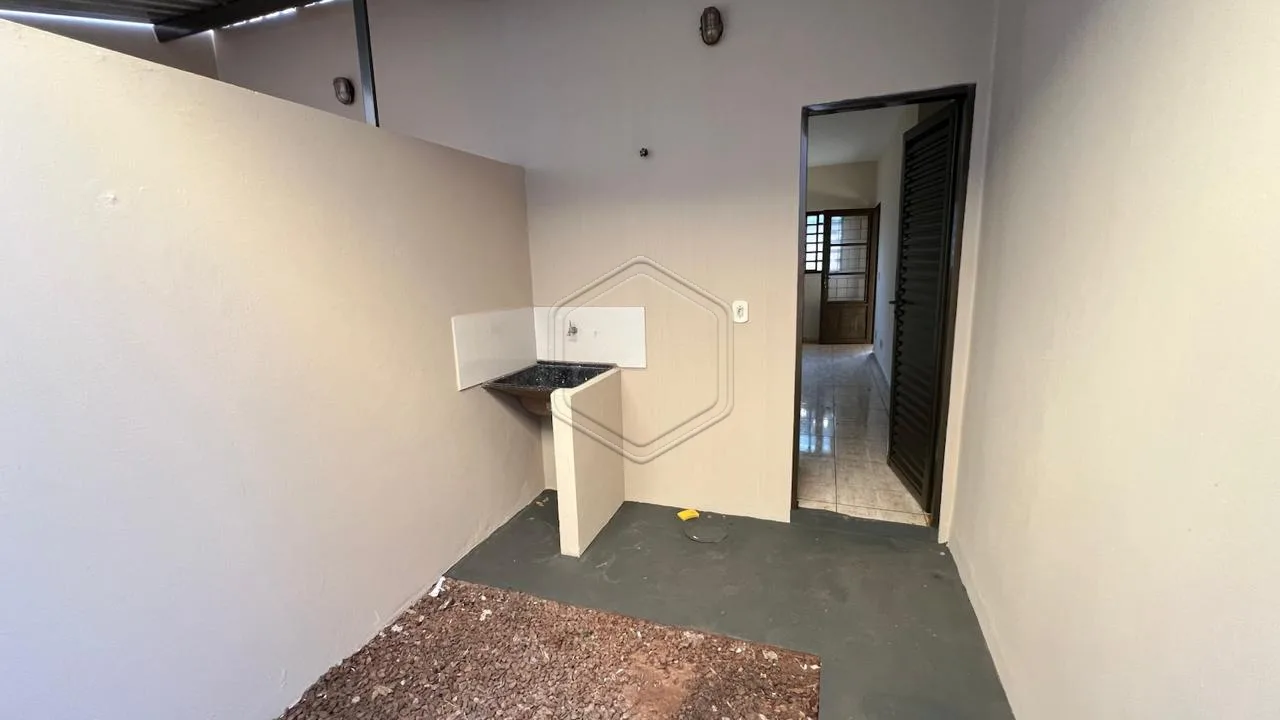 Alugar Casa Residencial / Padr&atilde;o em Dourados R$ 1.350,00 - Foto 8