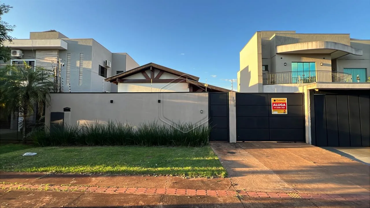 Alugar Casa Residencial / Padr&atilde;o em Dourados R$ 2.500,00 - Foto 1