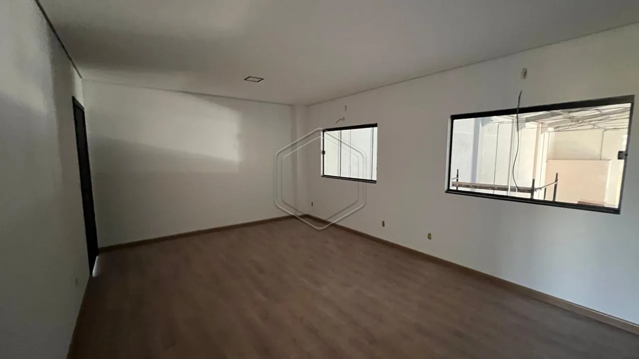 Alugar Comercial / Sal&atilde;o em Dourados R$ 13.000,00 - Foto 4
