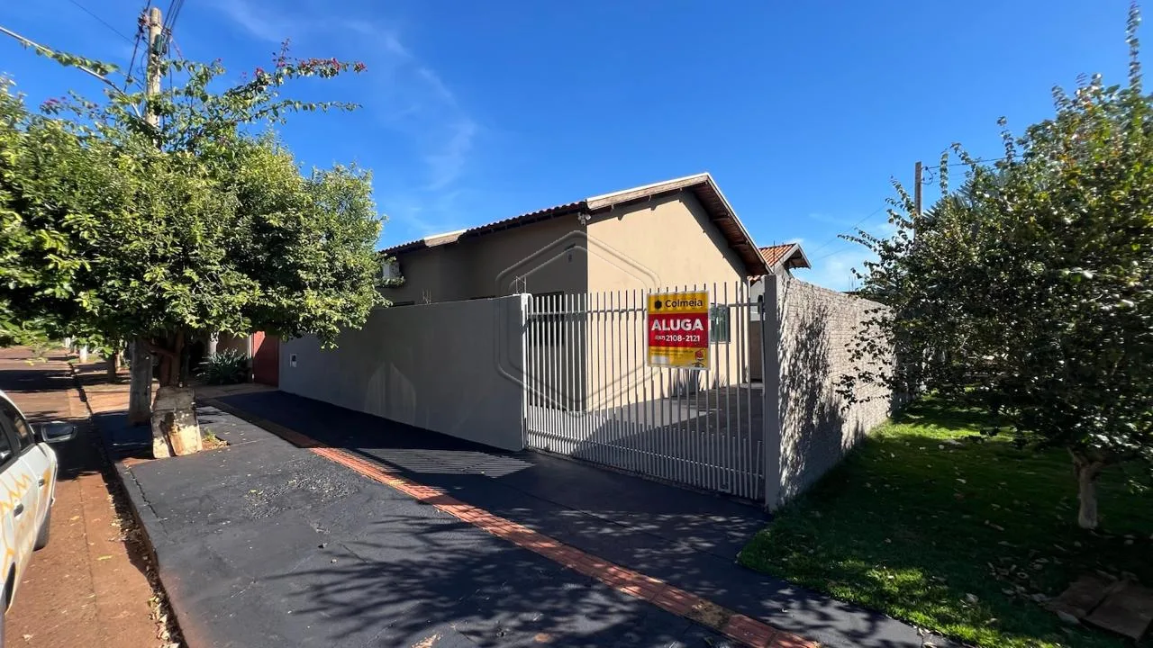 Alugar Casa Residencial / Padr&atilde;o em Dourados R$ 2.200,00 - Foto 2