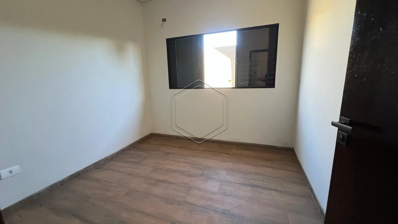Alugar Casa Residencial / Padr&atilde;o em Dourados R$ 1.600,00 - Foto 4