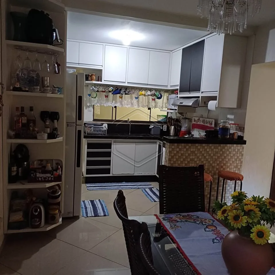 Comprar Casa Residencial / Padr&atilde;o em Dourados R$ 470.000,00 - Foto 9