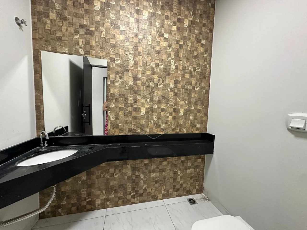 Alugar Comercial / Sala em Dourados R$ 1.100,00 - Foto 5