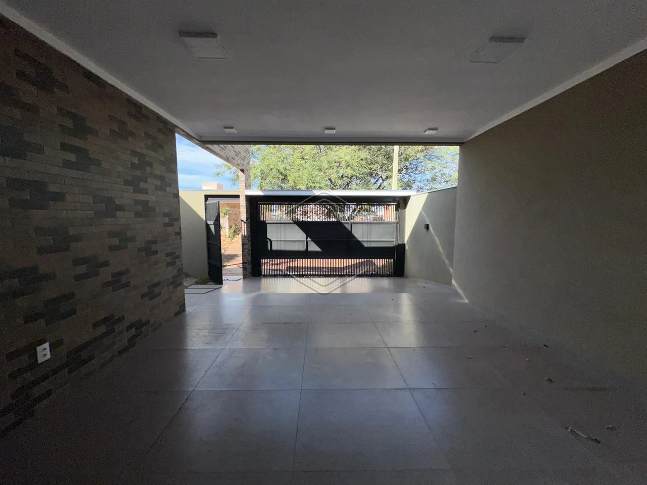 Alugar Casa Residencial / Padr&atilde;o em Dourados R$ 3.000,00 - Foto 4