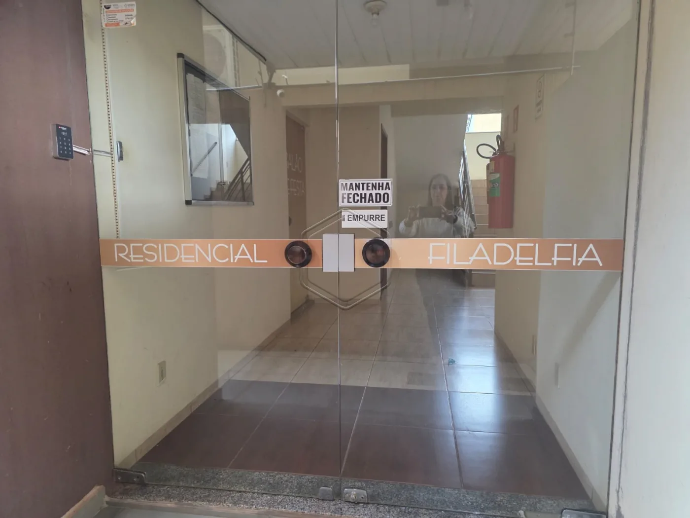 Comprar Apartamento / Padr&atilde;o em Condom&iacute;nio em Dourados R$ 310.000,00 - Foto 2