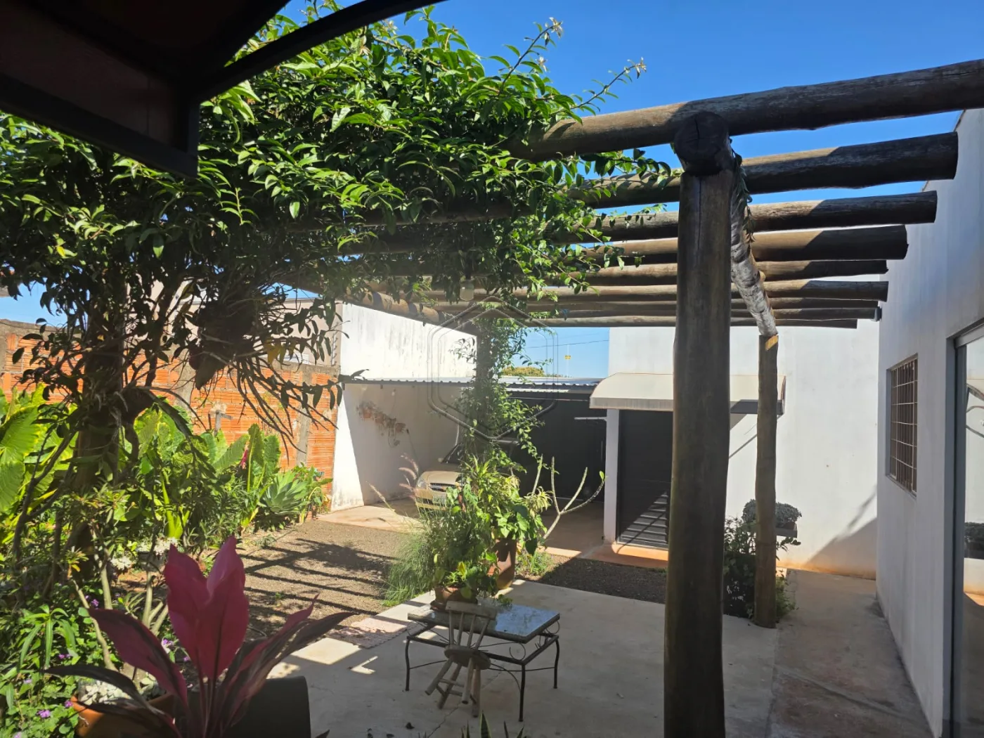 Comprar Casa Residencial / Padr&atilde;o em Dourados R$ 440.000,00 - Foto 16