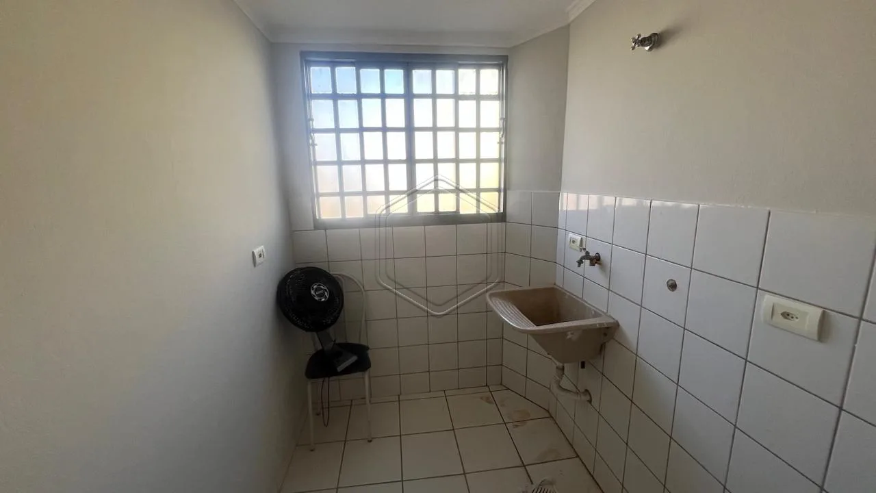 Alugar Apartamento / Padr&atilde;o em Condom&iacute;nio em Dourados R$ 1.400,00 - Foto 5