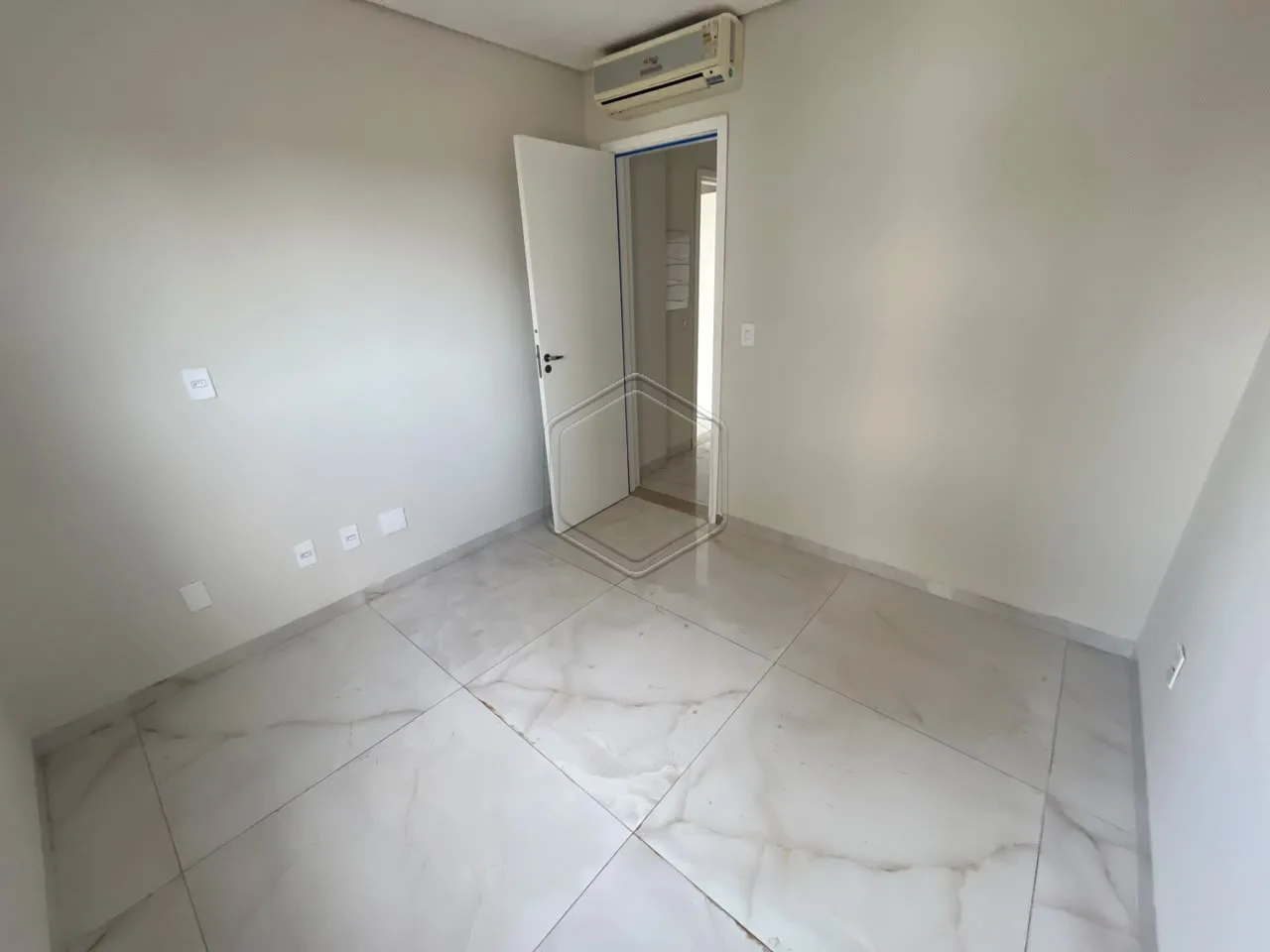 Alugar Apartamento / Padr&atilde;o em Condom&iacute;nio em Dourados R$ 2.300,00 - Foto 14