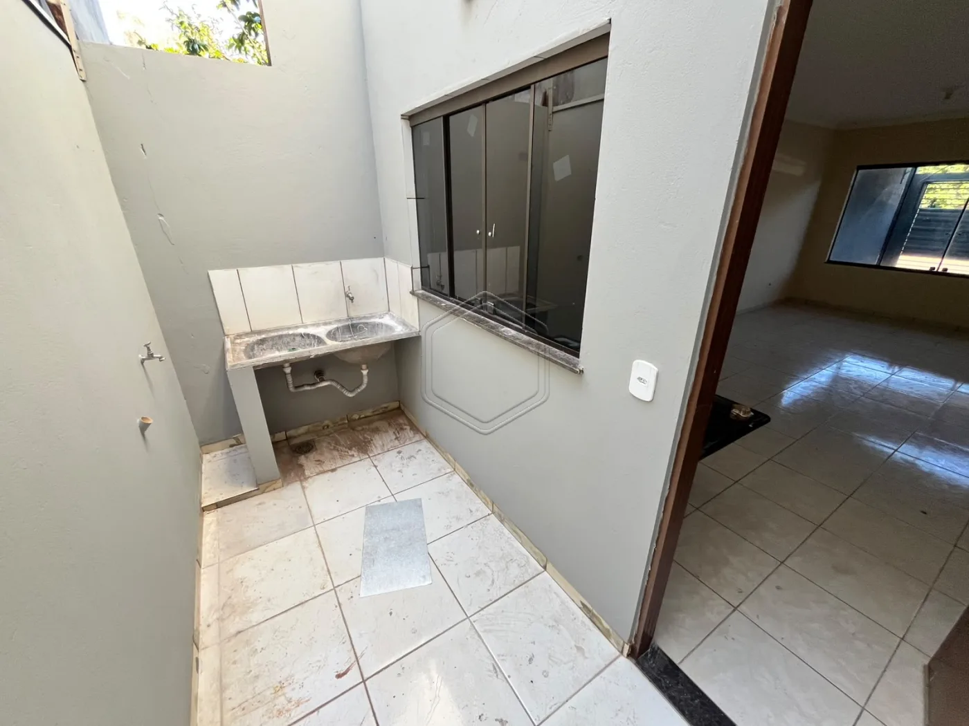 Alugar Casa Residencial / Sobrado em Dourados R$ 1.700,00 - Foto 13