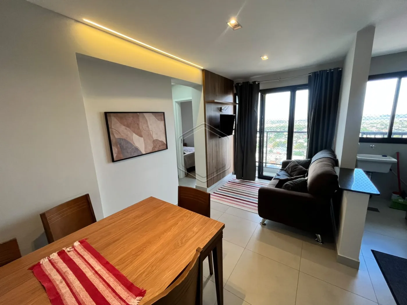 Alugar Apartamento / Luxo em Condom&iacute;nio em Dourados R$ 3.600,00 - Foto 2