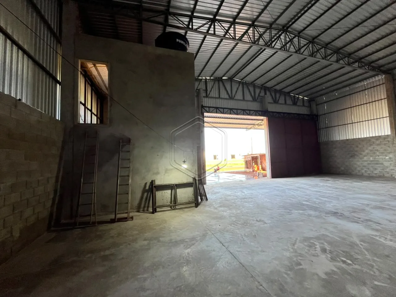 Alugar Comercial / Galp&atilde;o em Condom&iacute;nio em Dourados R$ 22.000,00 - Foto 4