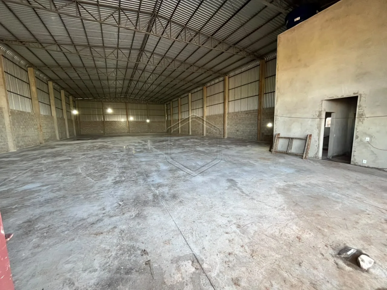 Alugar Comercial / Galp&atilde;o em Condom&iacute;nio em Dourados R$ 22.000,00 - Foto 3