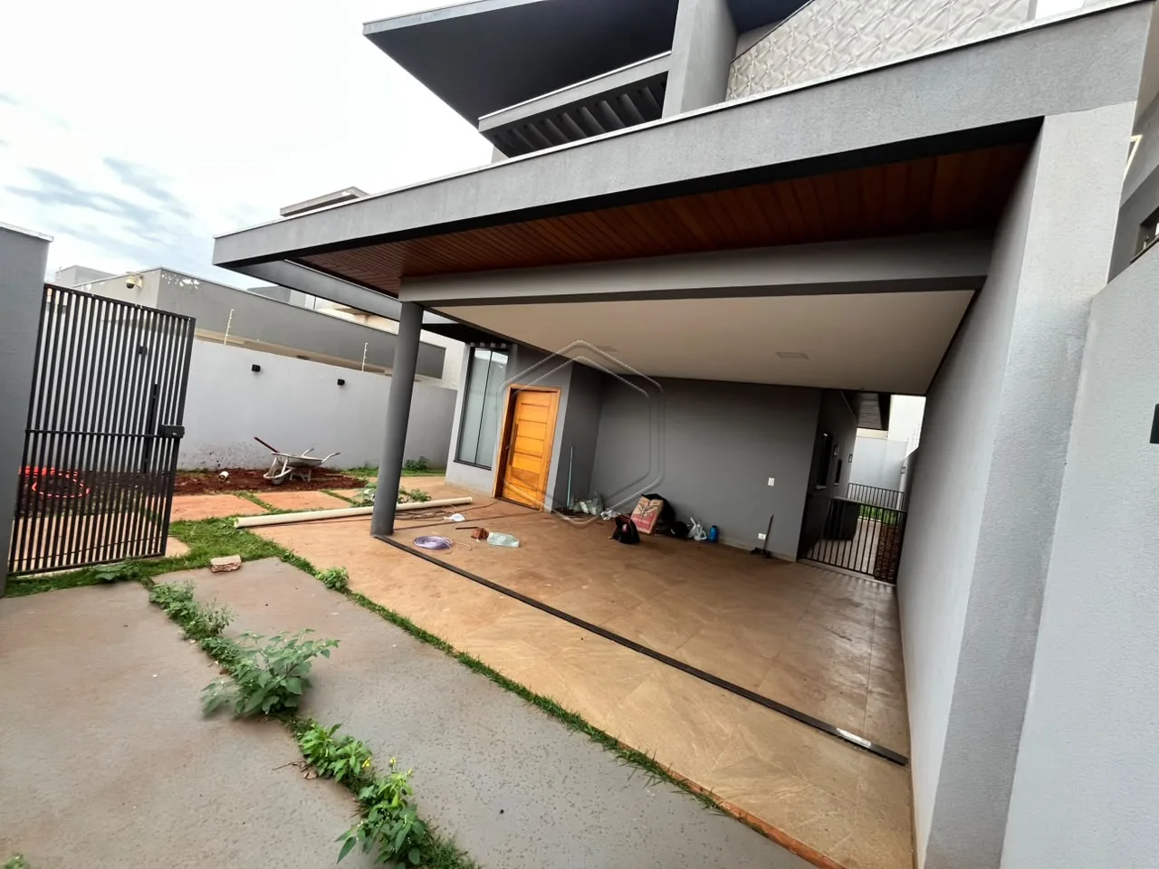 Alugar Casa Residencial / Sobrado em Dourados R$ 4.000,00 - Foto 3