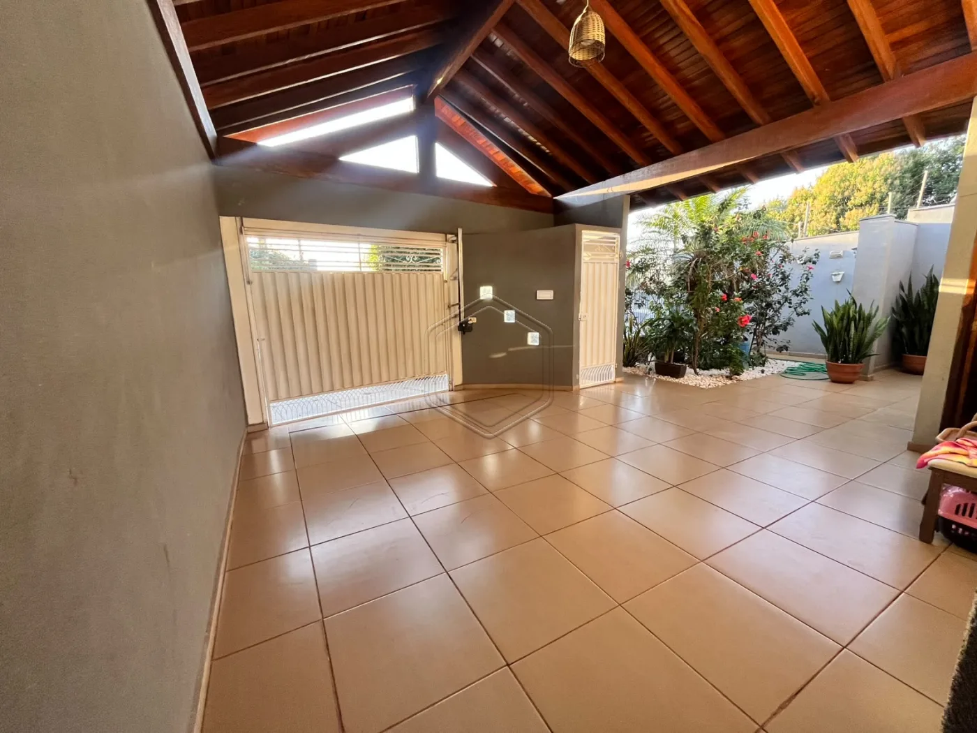 Alugar Casa Residencial / Condom&iacute;nio em Dourados R$ 3.500,00 - Foto 2