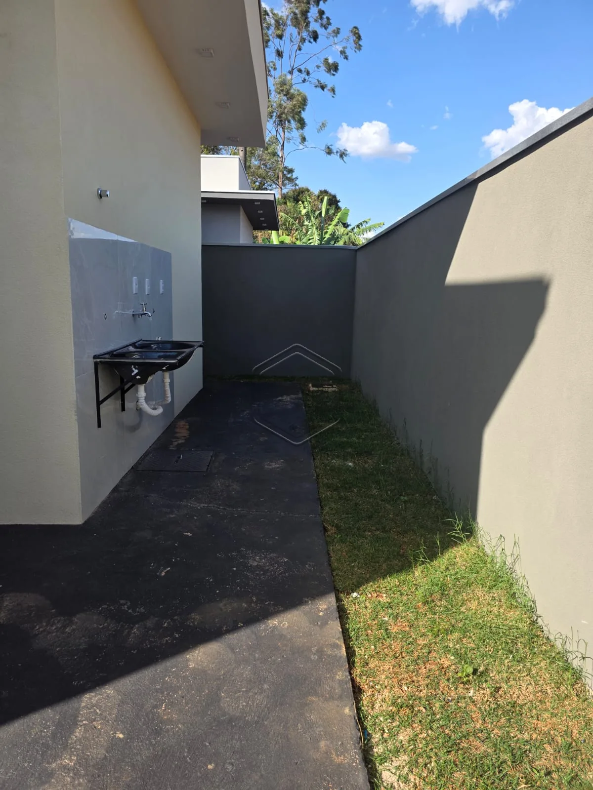 Comprar Casa Residencial / Padr&atilde;o em Dourados R$ 460.000,00 - Foto 10