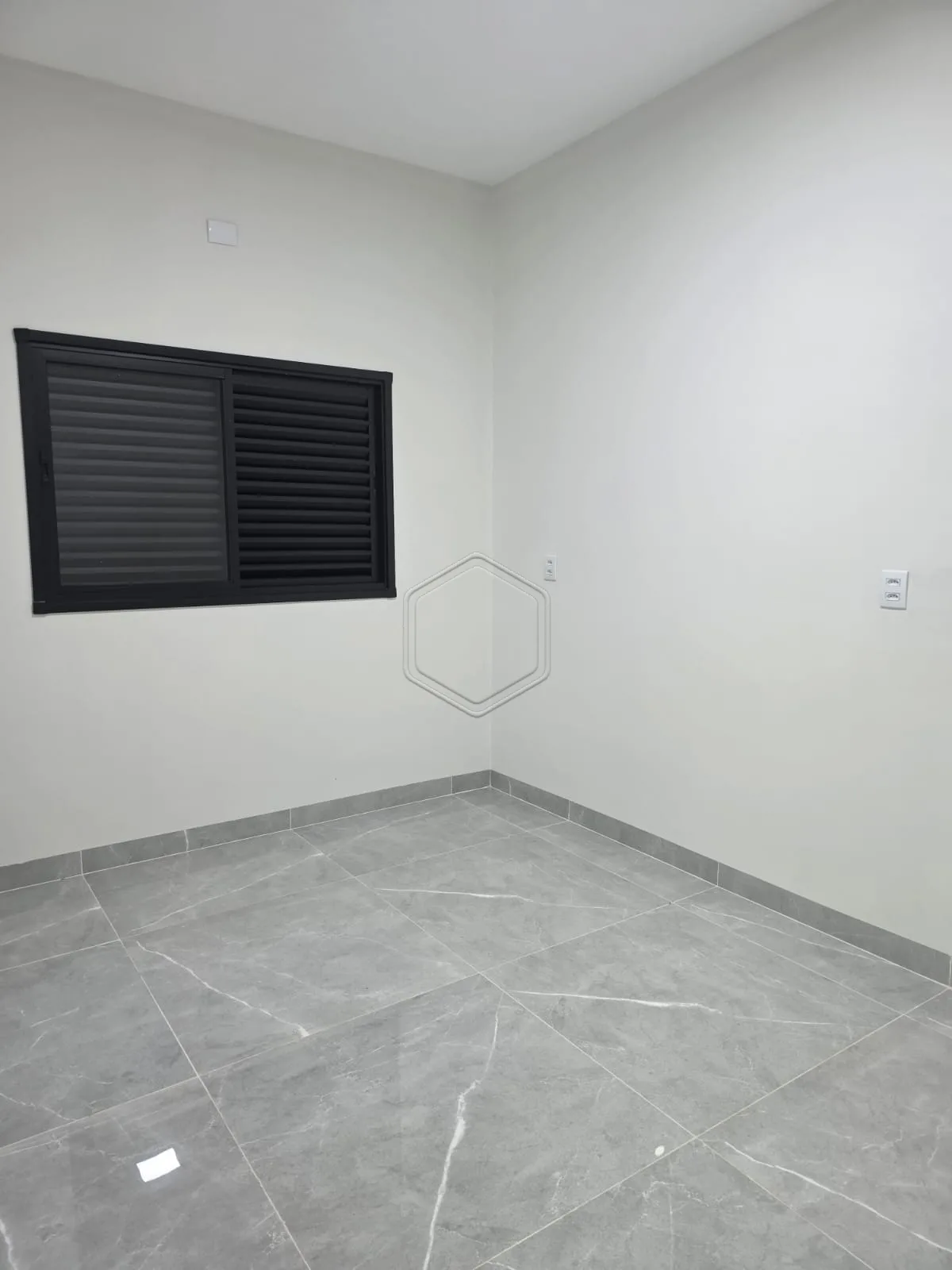 Comprar Casa Residencial / Padr&atilde;o em Dourados R$ 460.000,00 - Foto 4