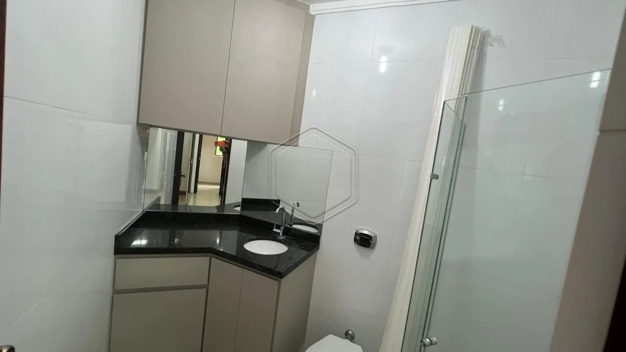Alugar Apartamento / Padr&atilde;o em Condom&iacute;nio em Dourados R$ 2.800,00 - Foto 11