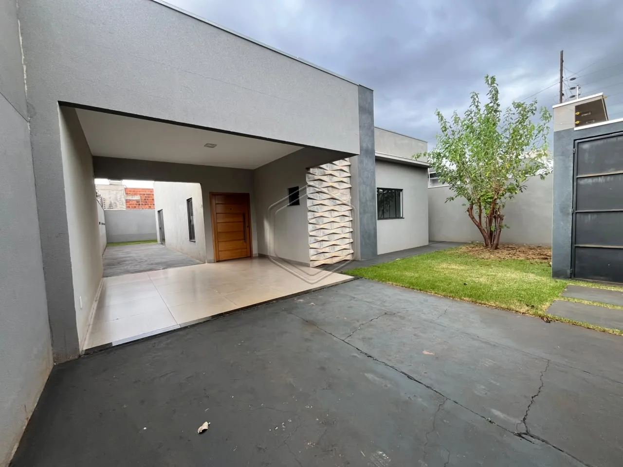 Alugar Casa Residencial / Luxo em Dourados R$ 4.600,00 - Foto 2