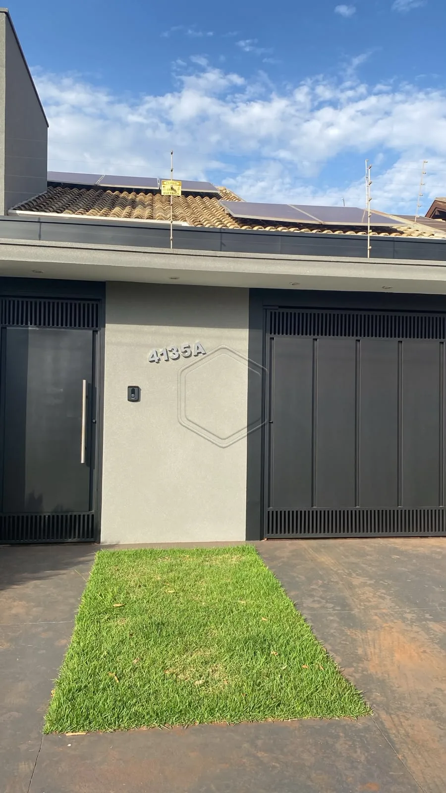 Alugar Casa Residencial / Padr&atilde;o em Dourados R$ 2.500,00 - Foto 1