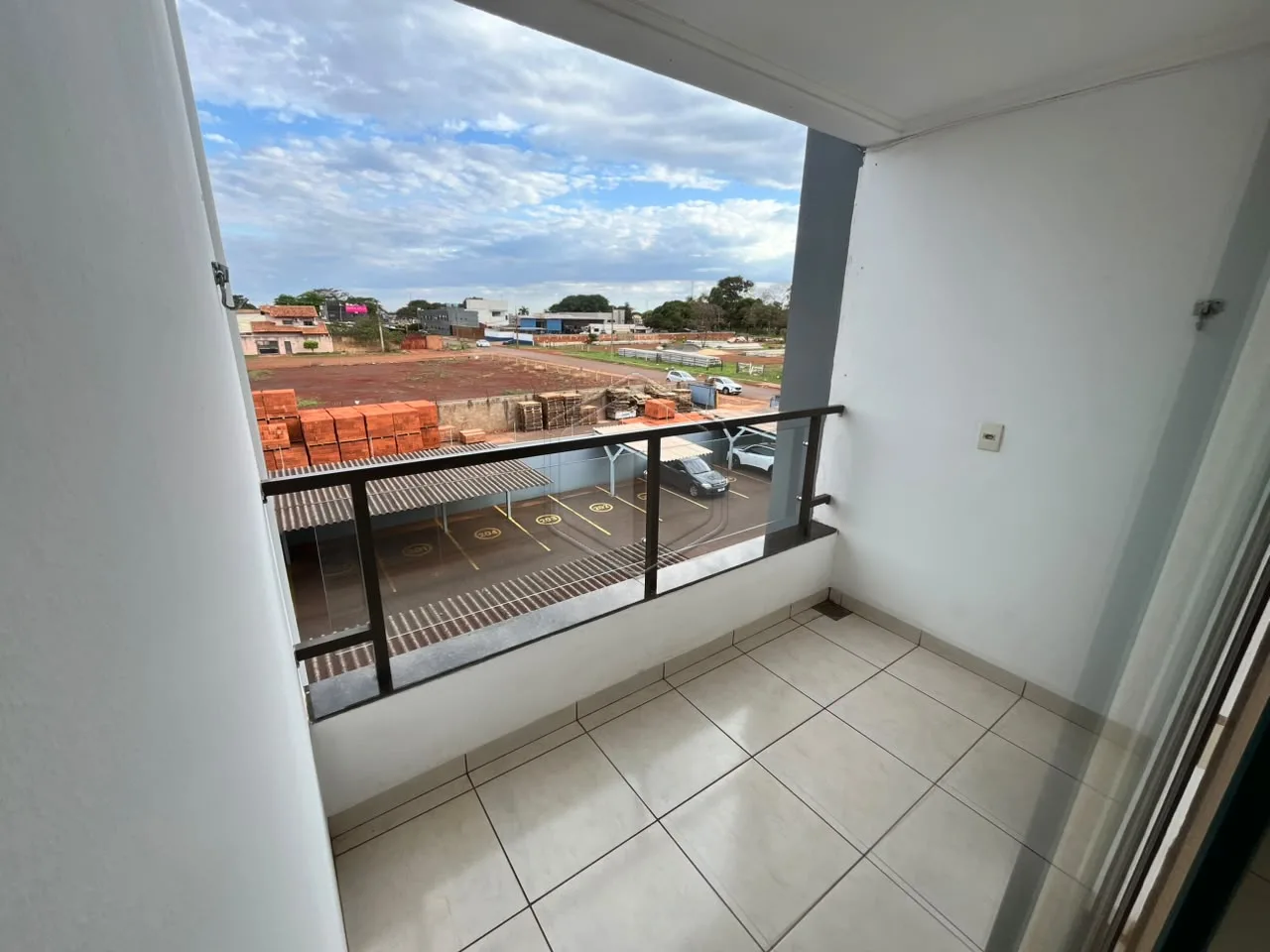 Alugar Apartamento / Padr&atilde;o em Condom&iacute;nio em Dourados R$ 1.500,00 - Foto 5