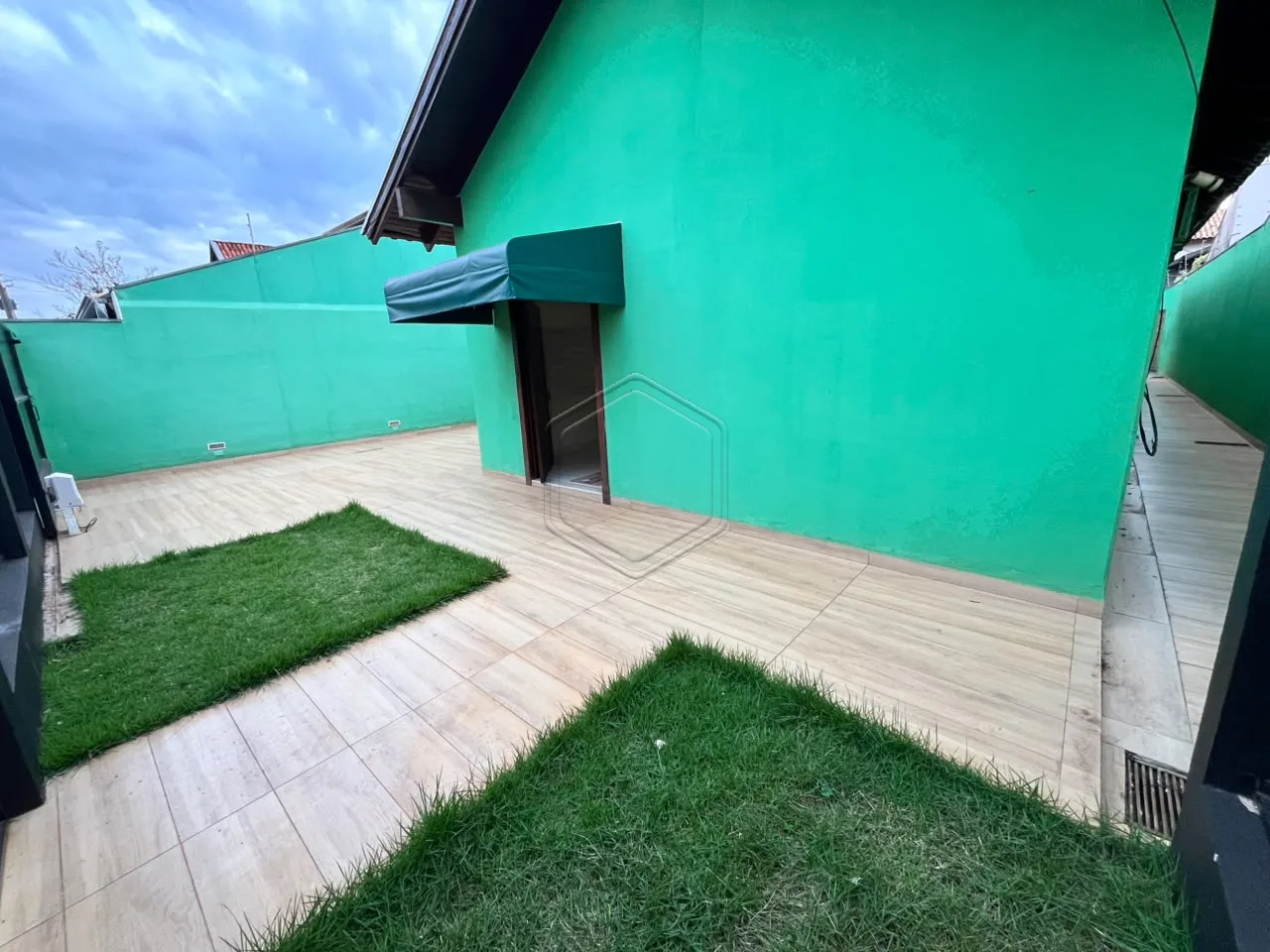 Alugar Casa Residencial / Padr&atilde;o em Dourados R$ 4.900,00 - Foto 2