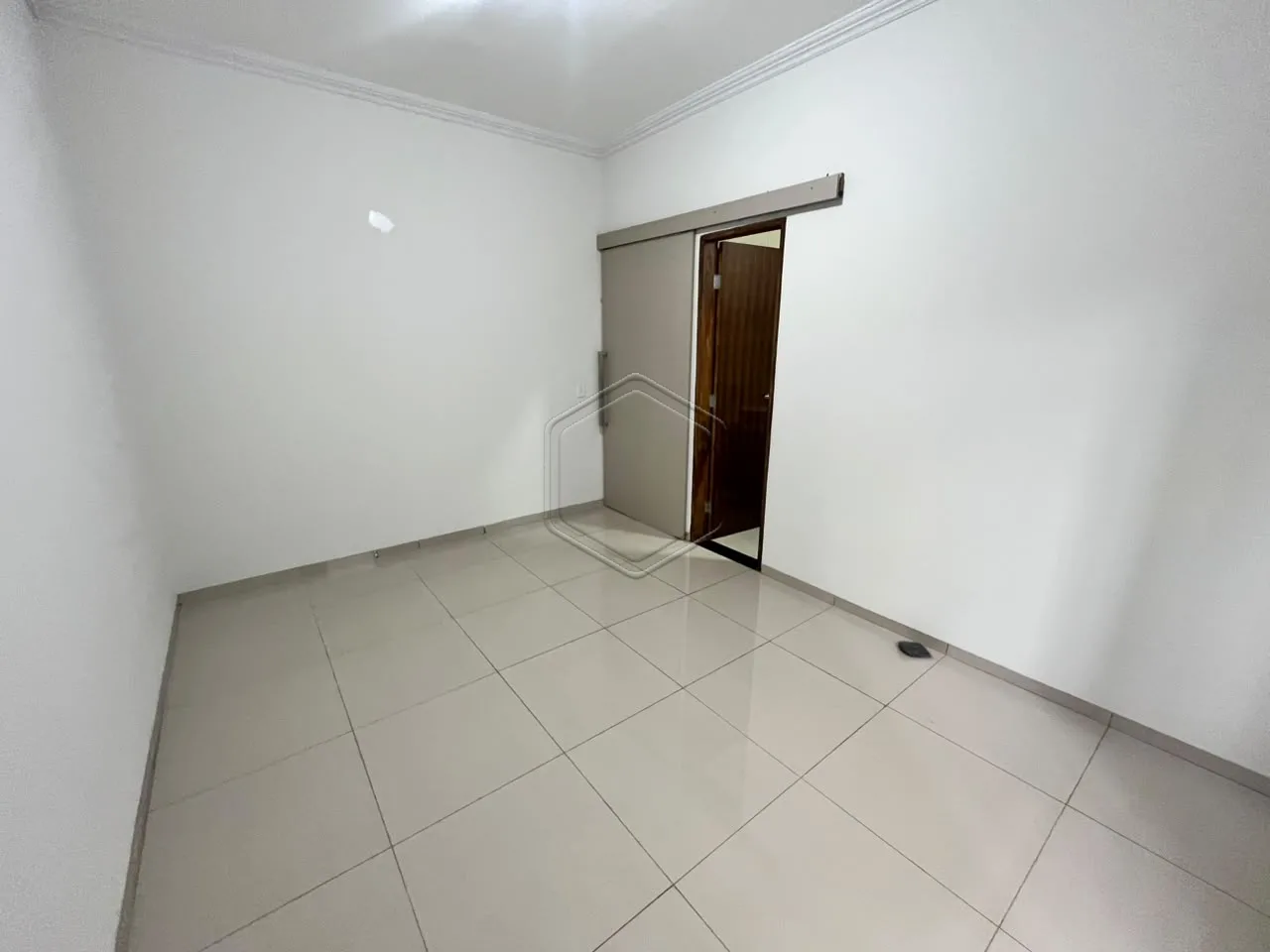Alugar Casa Residencial / Padr&atilde;o em Dourados R$ 3.400,00 - Foto 12