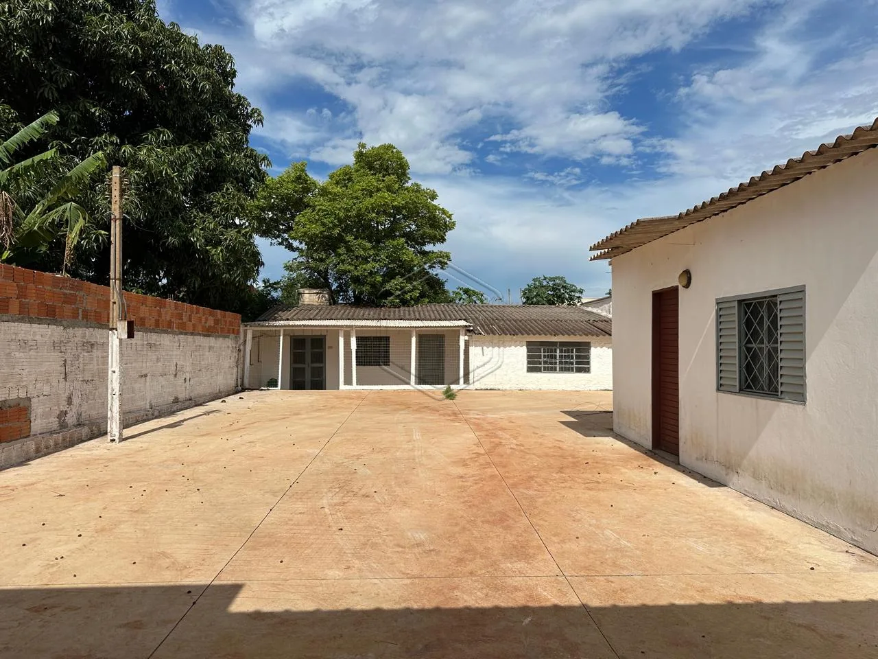 Alugar Comercial / Ponto Comercial em Dourados R$ 1.800,00 - Foto 5