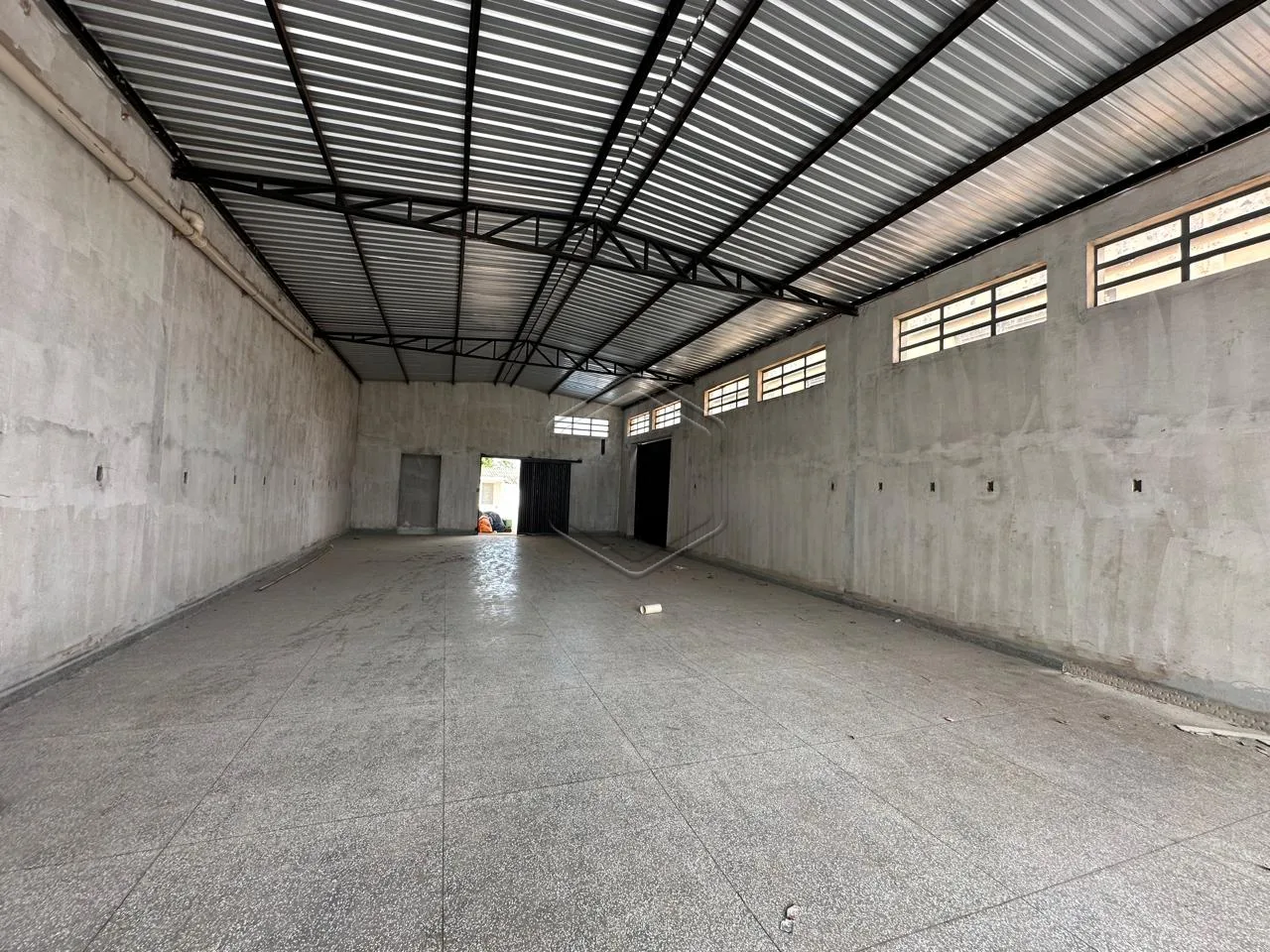 Alugar Comercial / Ponto Comercial em Dourados R$ 1.800,00 - Foto 2