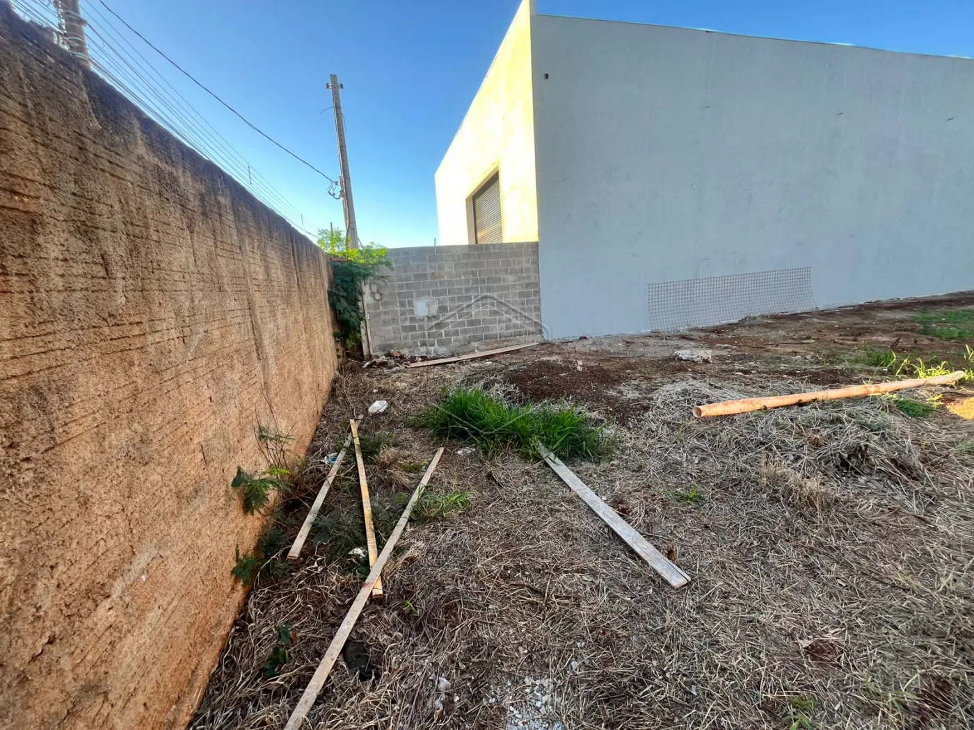 Alugar Terreno / Padr&atilde;o em Dourados R$ 1.000,00 - Foto 3