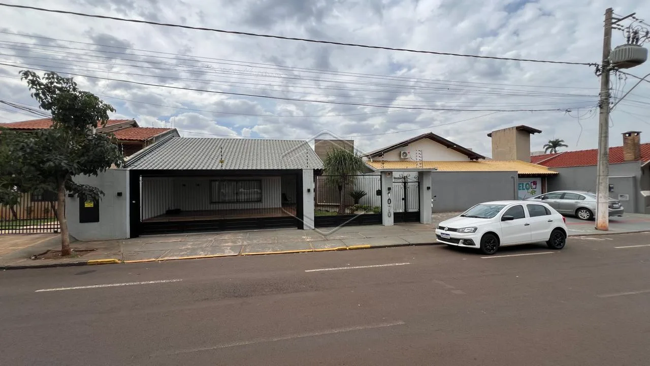 Alugar Comercial / Casa em Dourados R$ 10.000,00 - Foto 1
