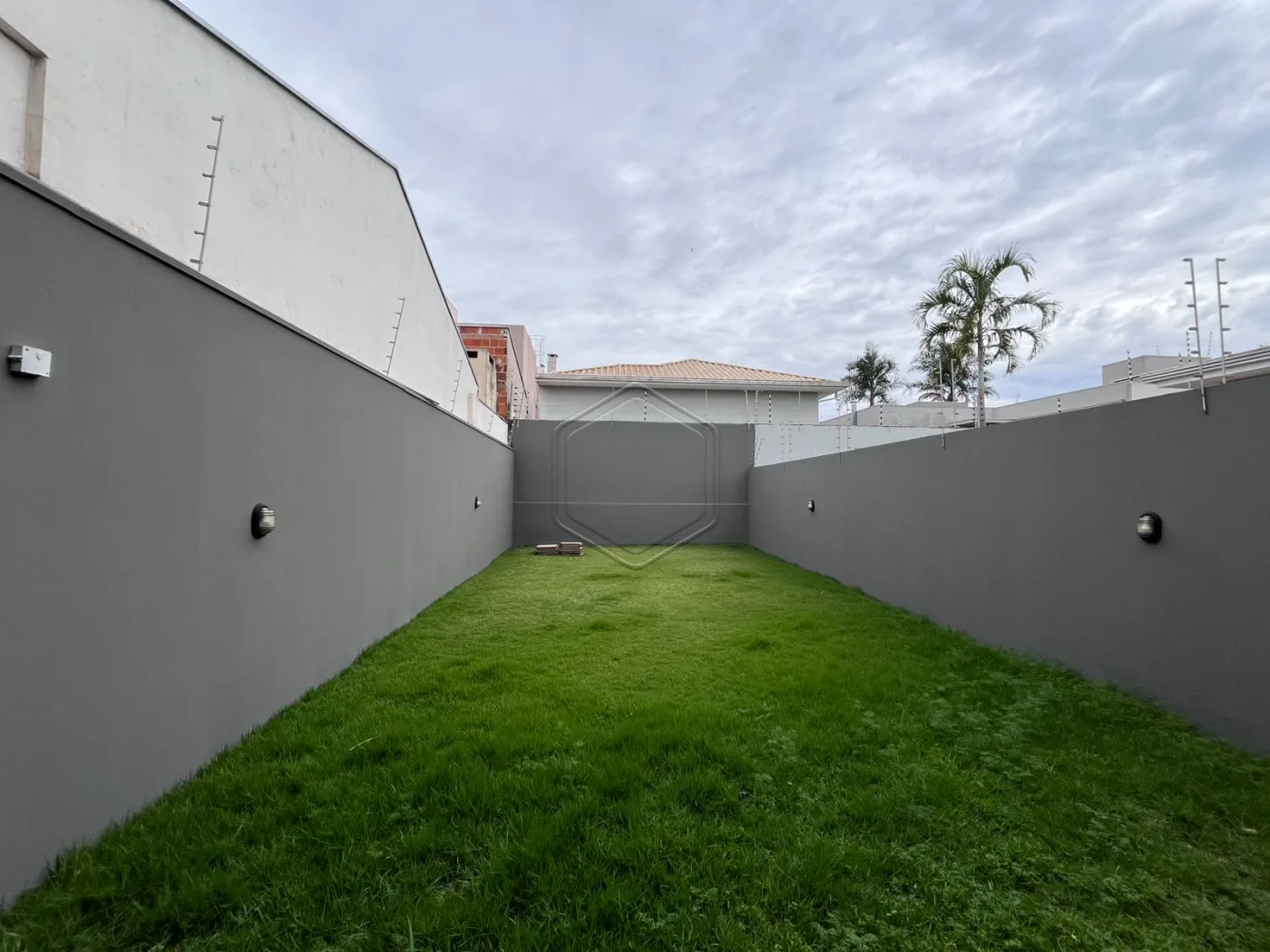 Comprar Casa Residencial / Sobrado em Dourados R$ 490.000,00 - Foto 6