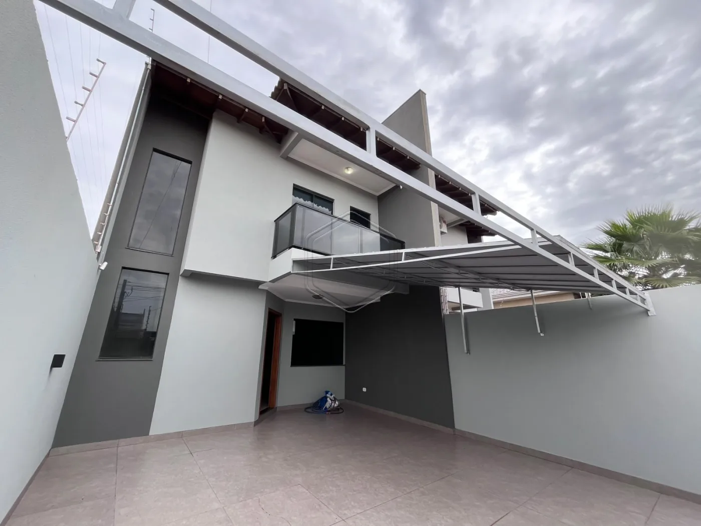Comprar Casa Residencial / Sobrado em Dourados R$ 490.000,00 - Foto 2