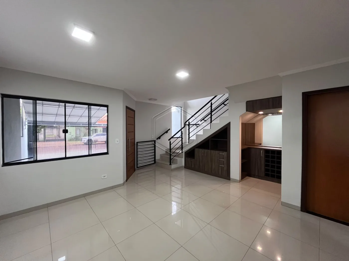 Comprar Casa Residencial / Sobrado em Dourados R$ 490.000,00 - Foto 3
