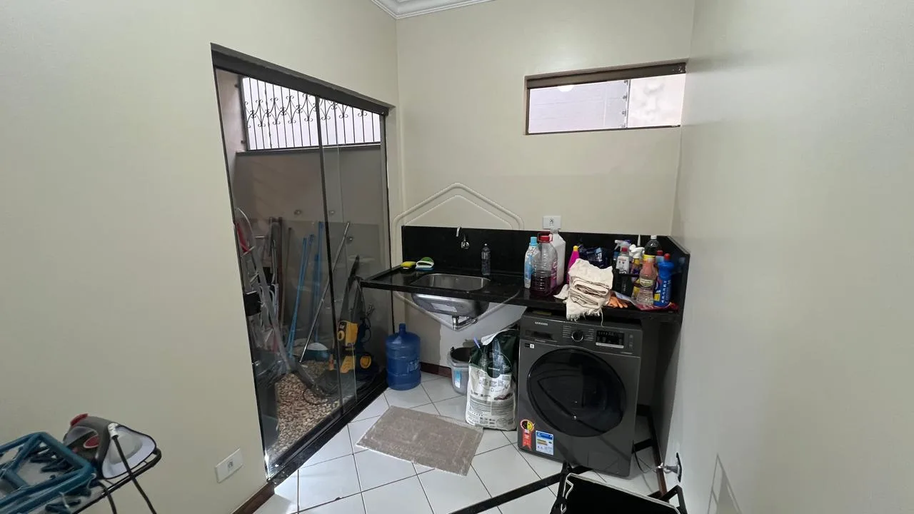Alugar Casa Residencial / Padr&atilde;o em Dourados R$ 2.500,00 - Foto 12