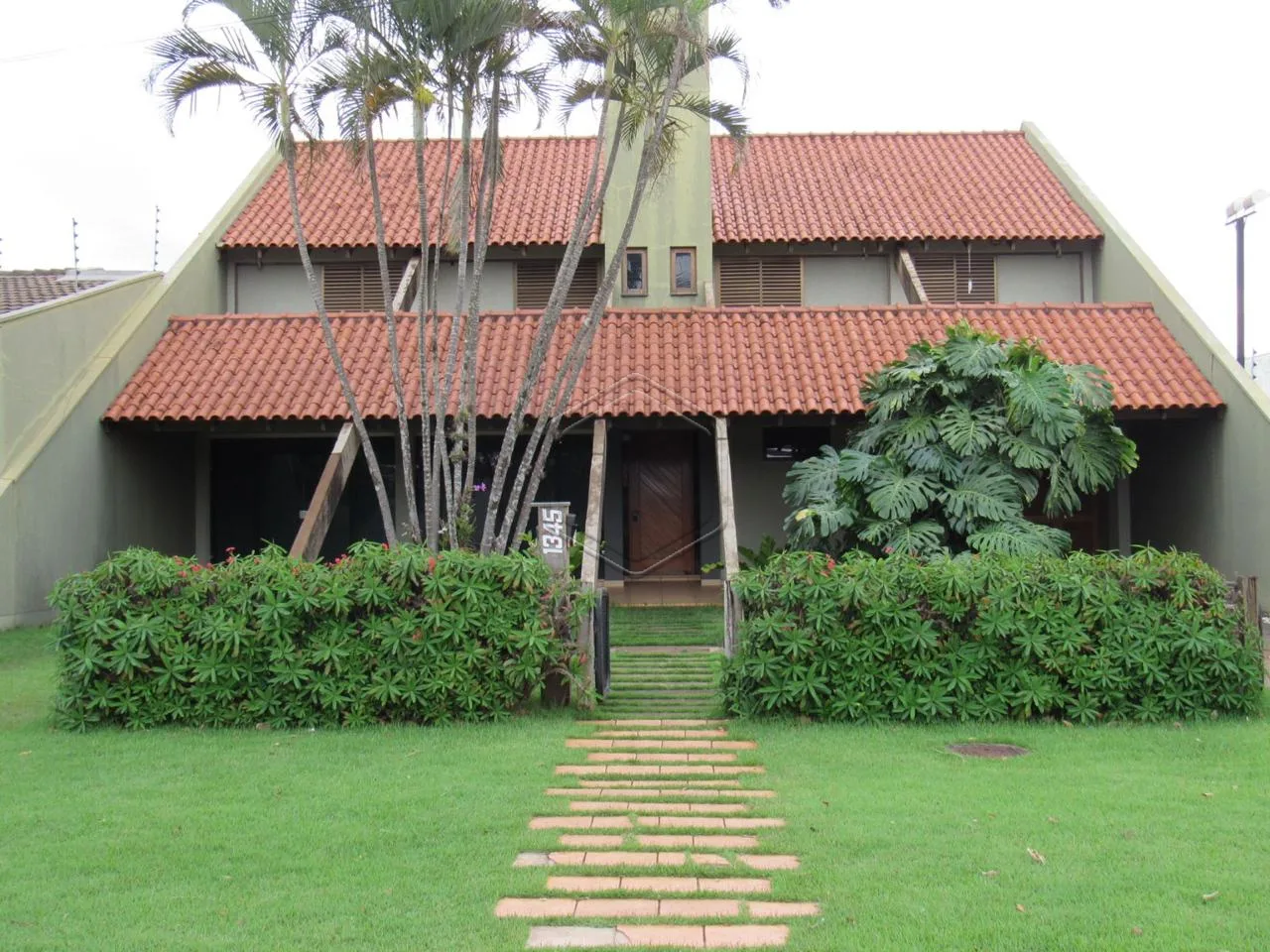 Comprar Casa Residencial / Padr&atilde;o em Dourados R$ 1.460.000,00 - Foto 1